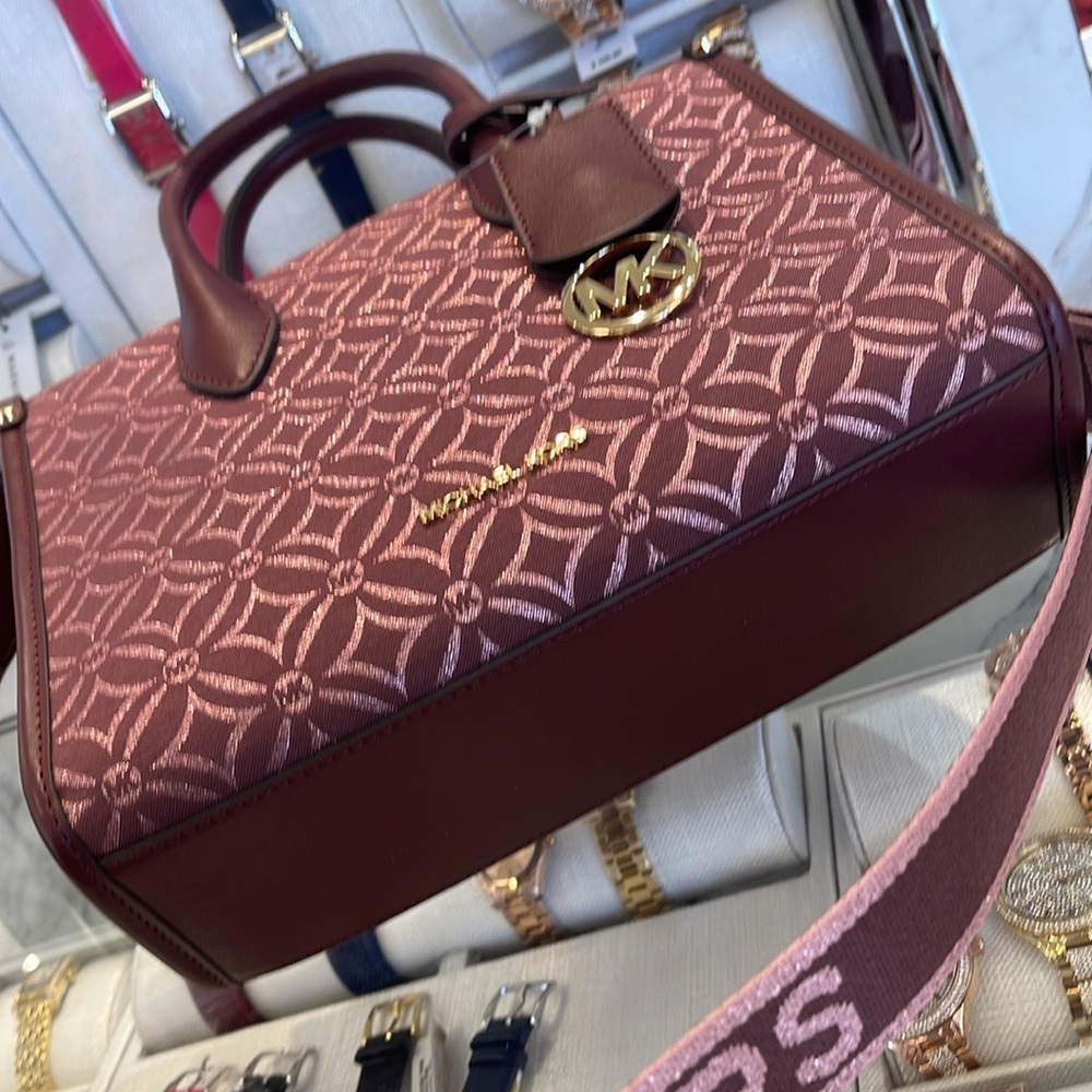 Michael Kors Mirella Small Metallic Logo Jacquard Crossbody Bag
Oxblood … - Picture 5 of 16